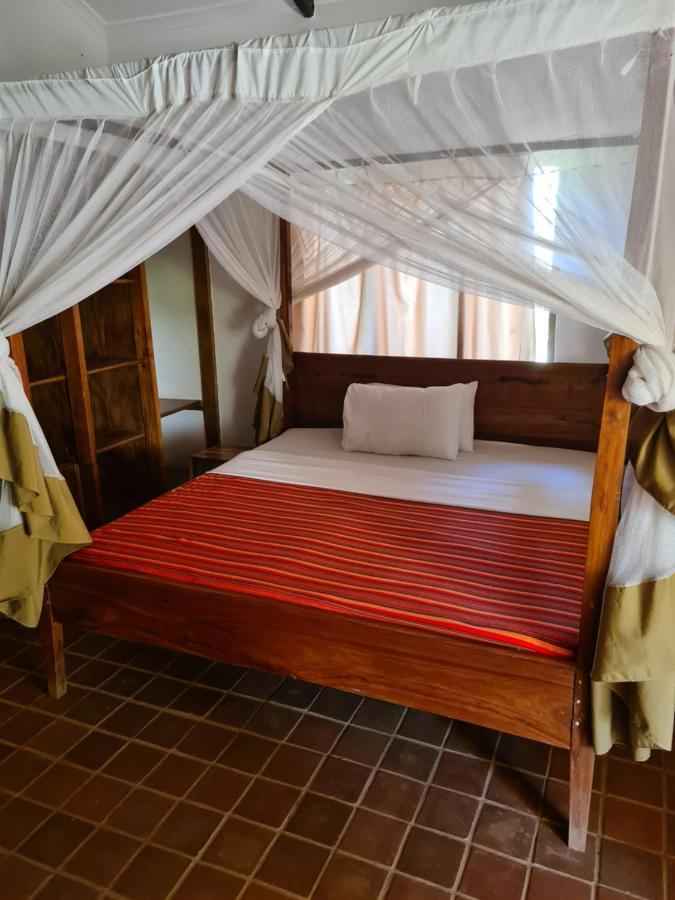 ฮันนี แบดเจอร์ ลอดจ์ โมชิ Hotel ภายนอก รูปภาพ